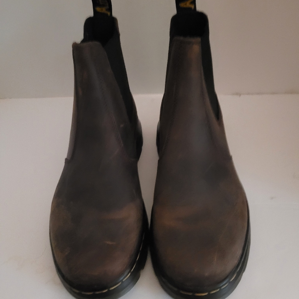 Dr. Martens Embury Chelsea Leather Boots